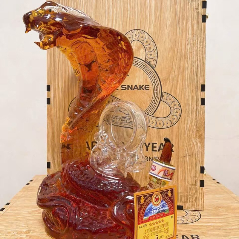 Cobra-förmiger Whisky-Dekanter – Bottle Stopper Set Bewertung und Preis