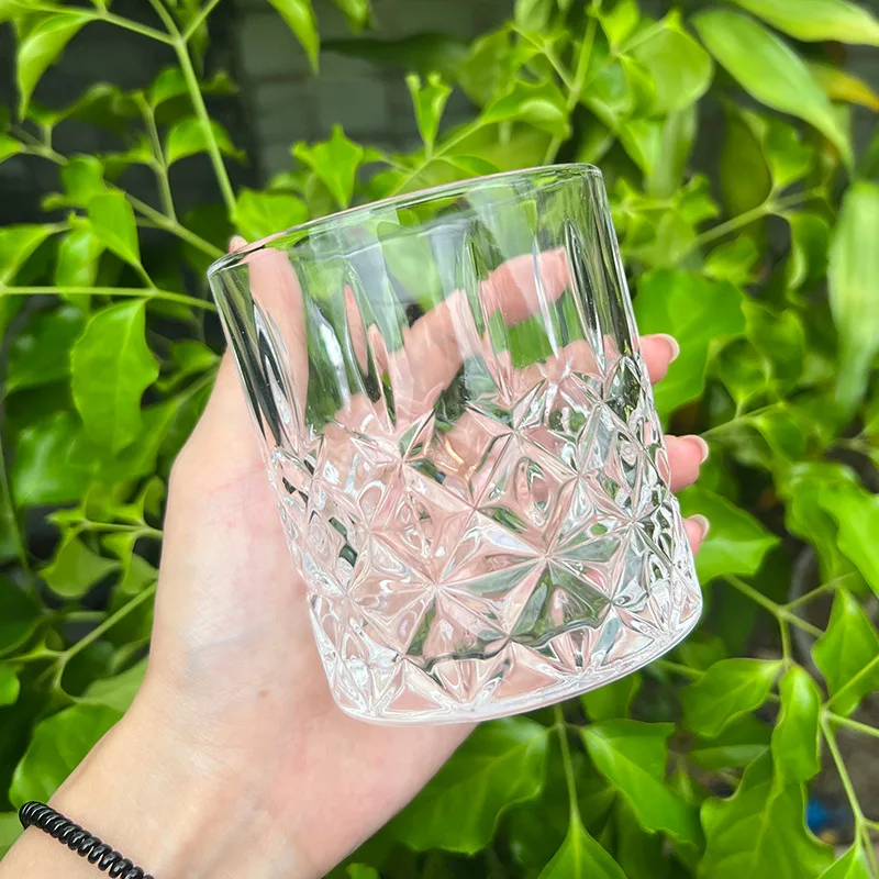 330 ml Geprägte Whisky Tasse W – Wine Beer And Spirit Bewertung und Preis